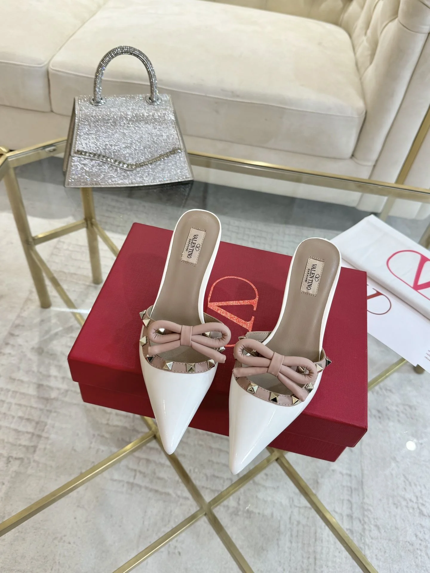 Comfortable Valentino Slippers 35900