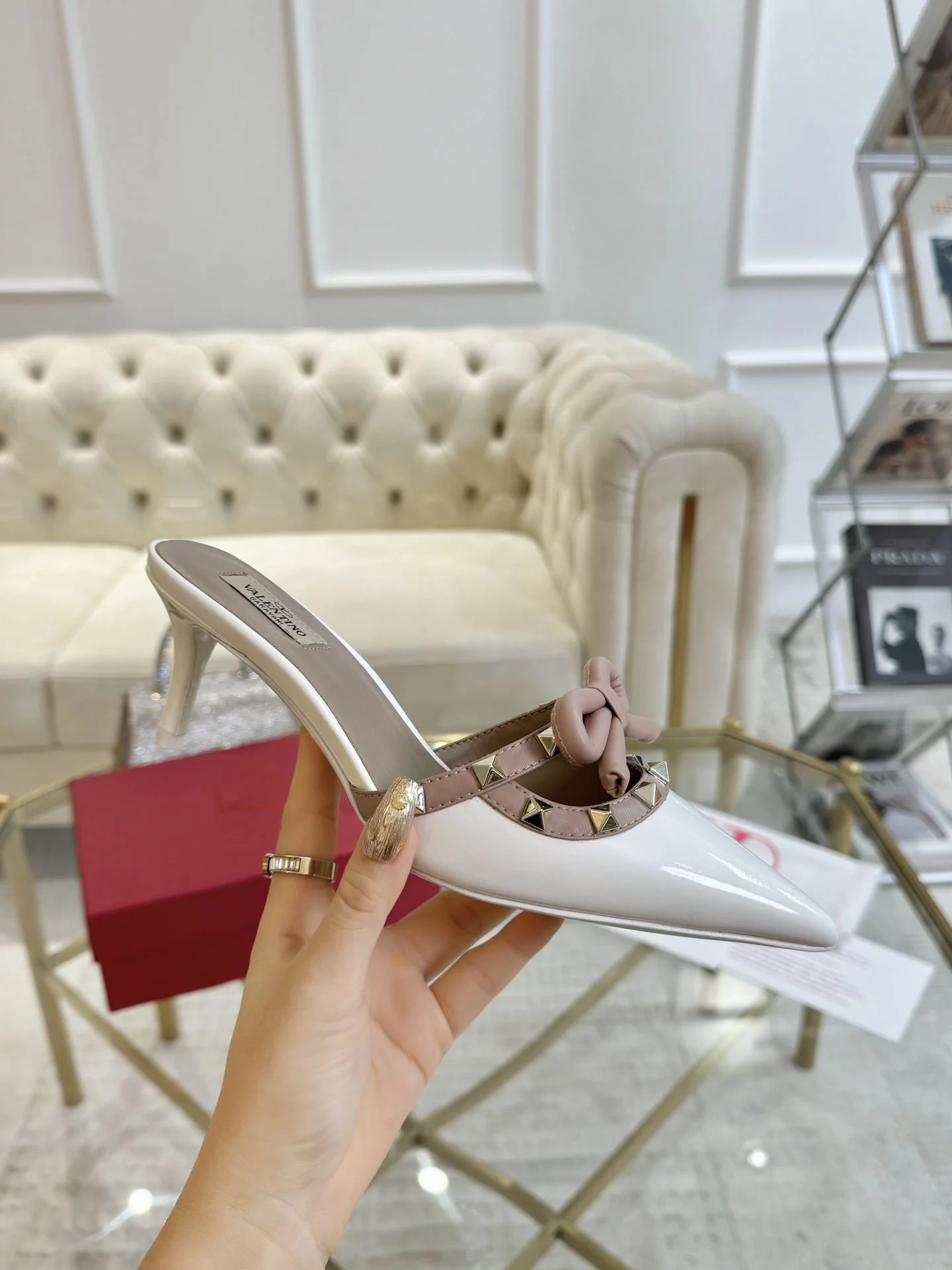 Comfortable Valentino Slippers 35900