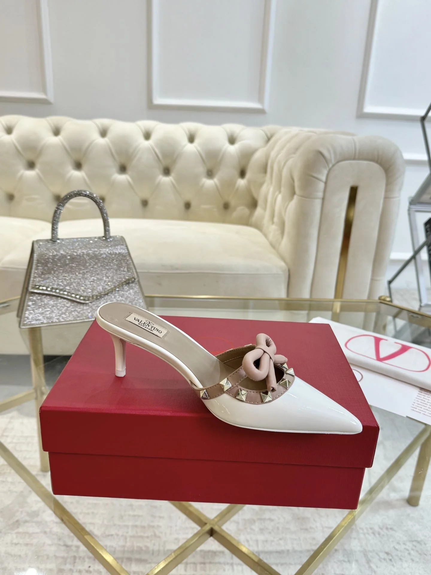Comfortable Valentino Slippers 35900