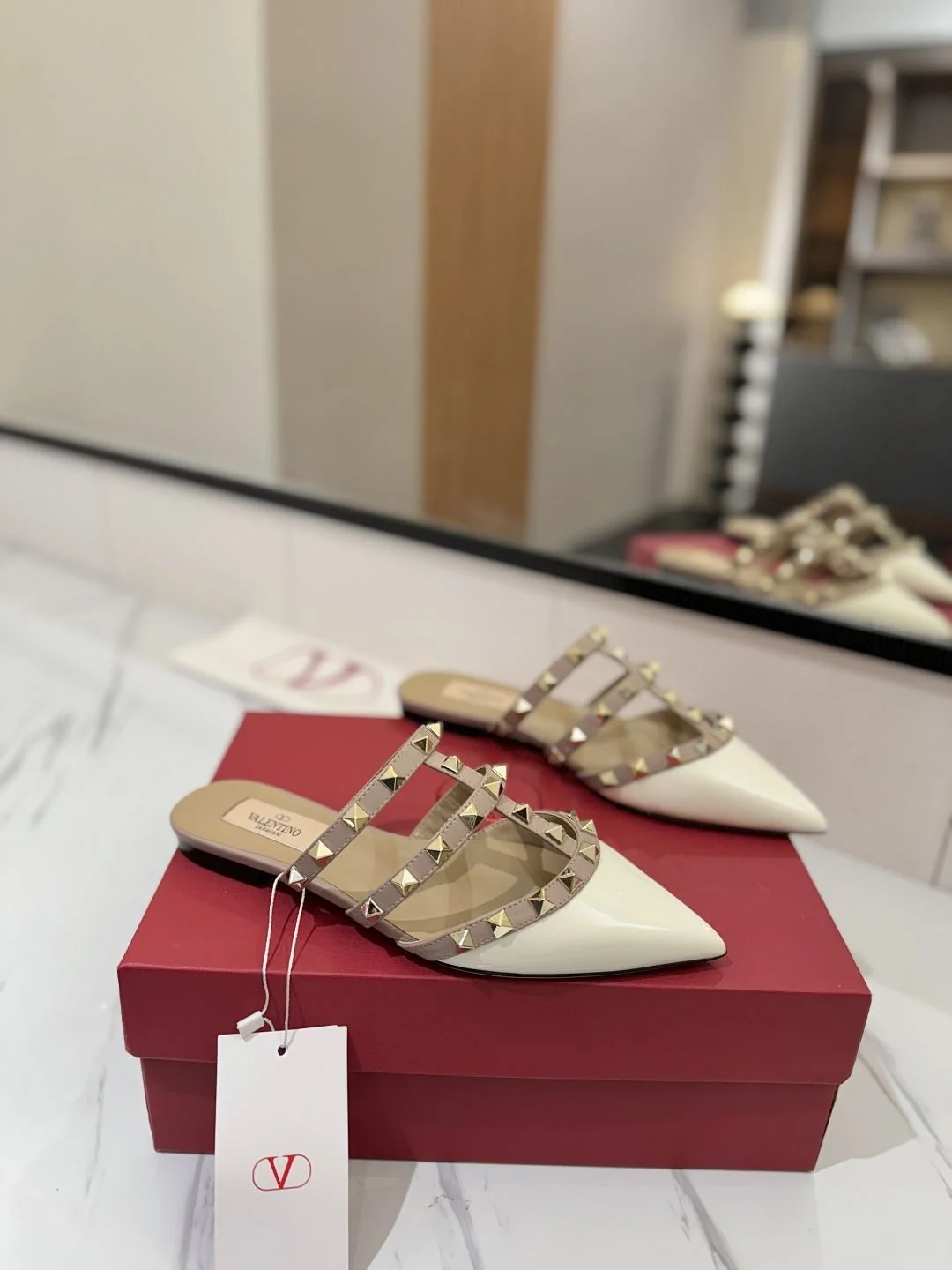 Timeless Valentino Slippers 35897
