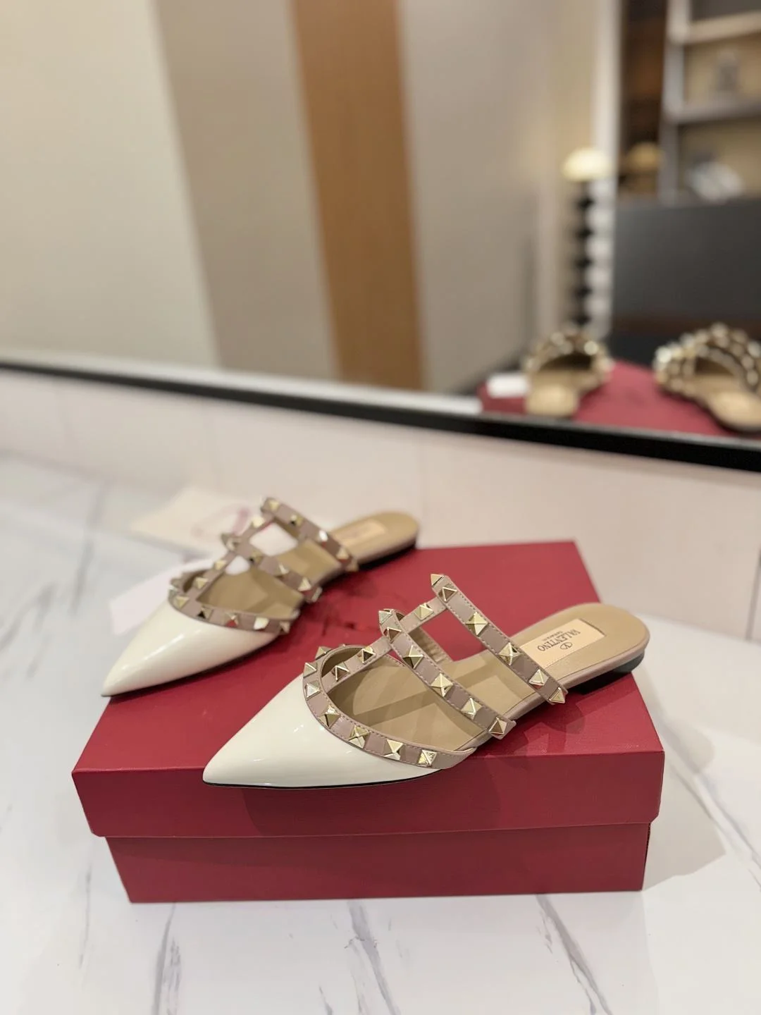 Timeless Valentino Slippers 35897