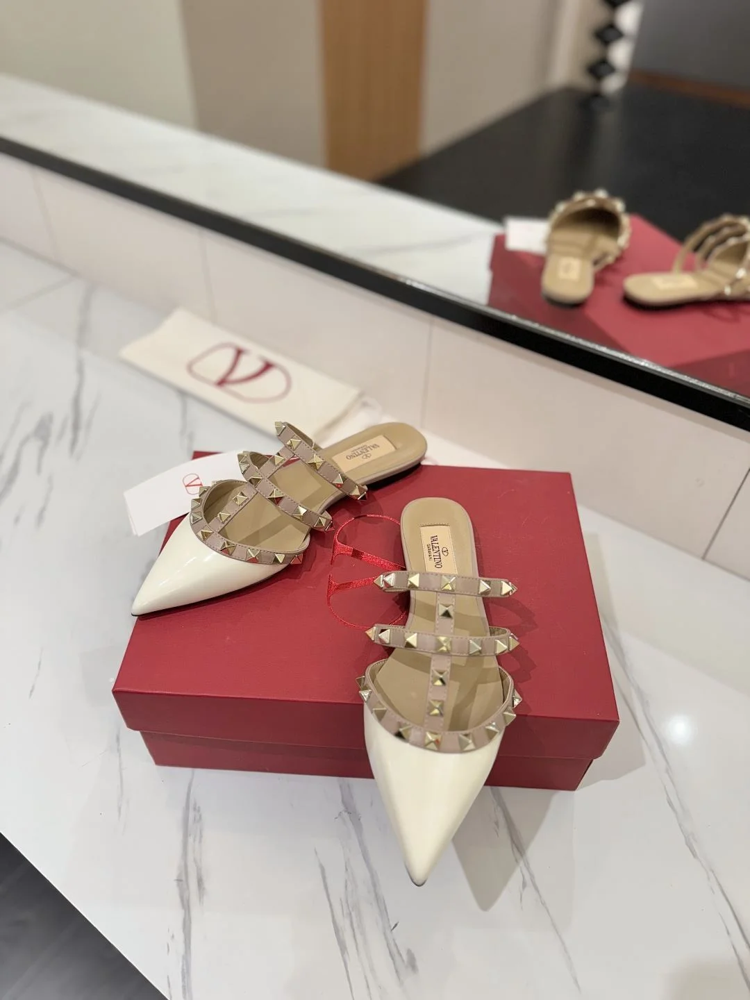 Timeless Valentino Slippers 35897