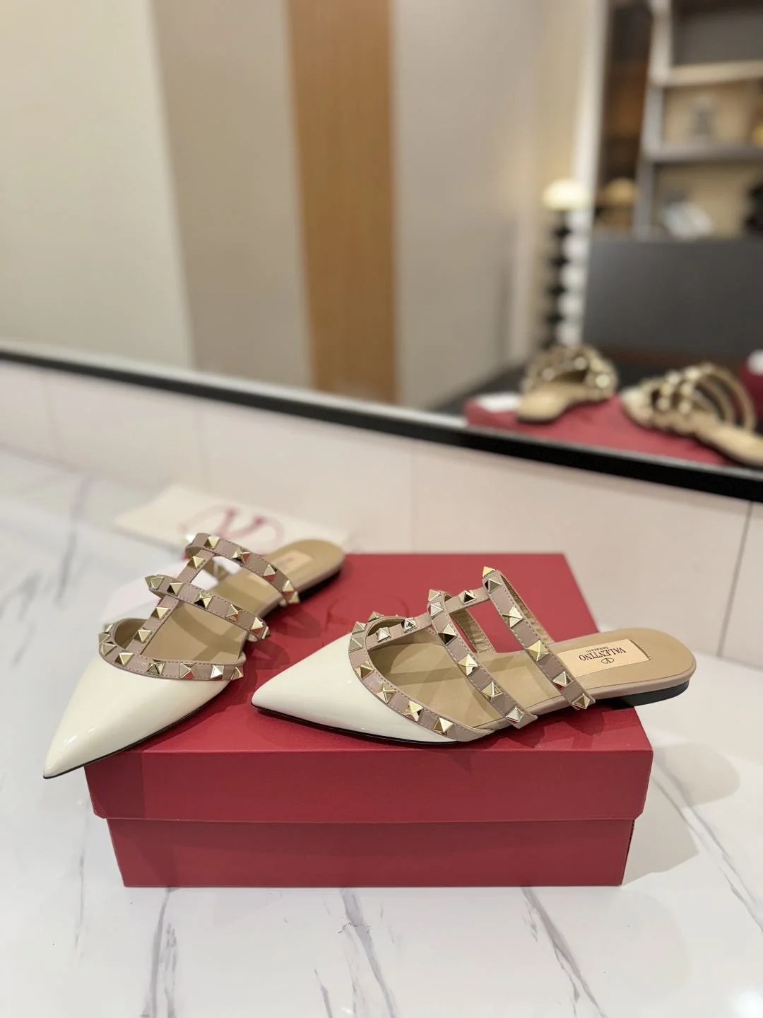 Timeless Valentino Slippers 35897