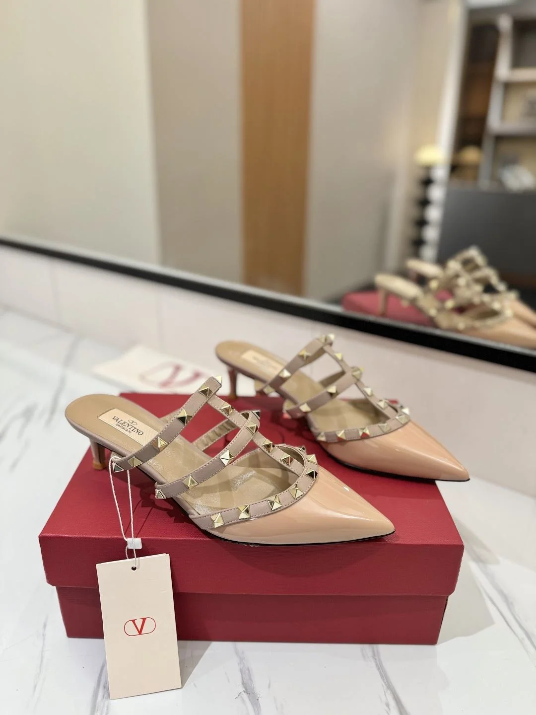 Valentino Slippers Classic 35886
