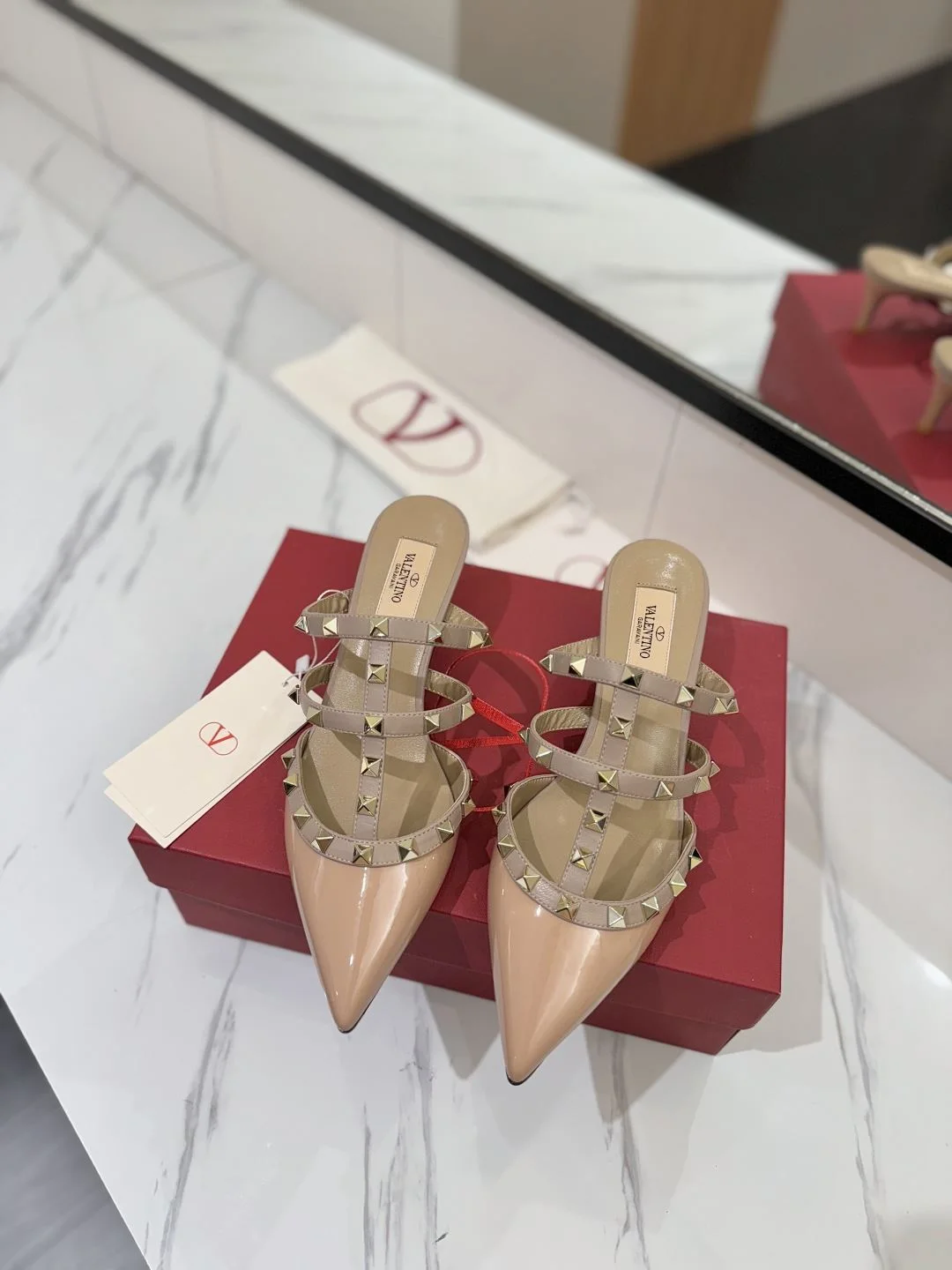 Valentino Slippers Classic 35886