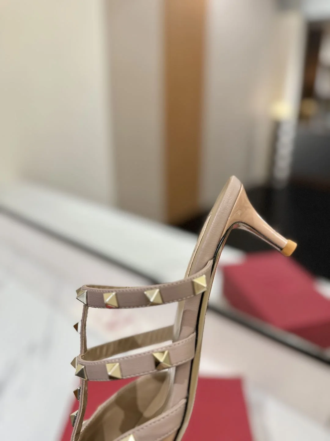 Valentino Slippers Classic 35886
