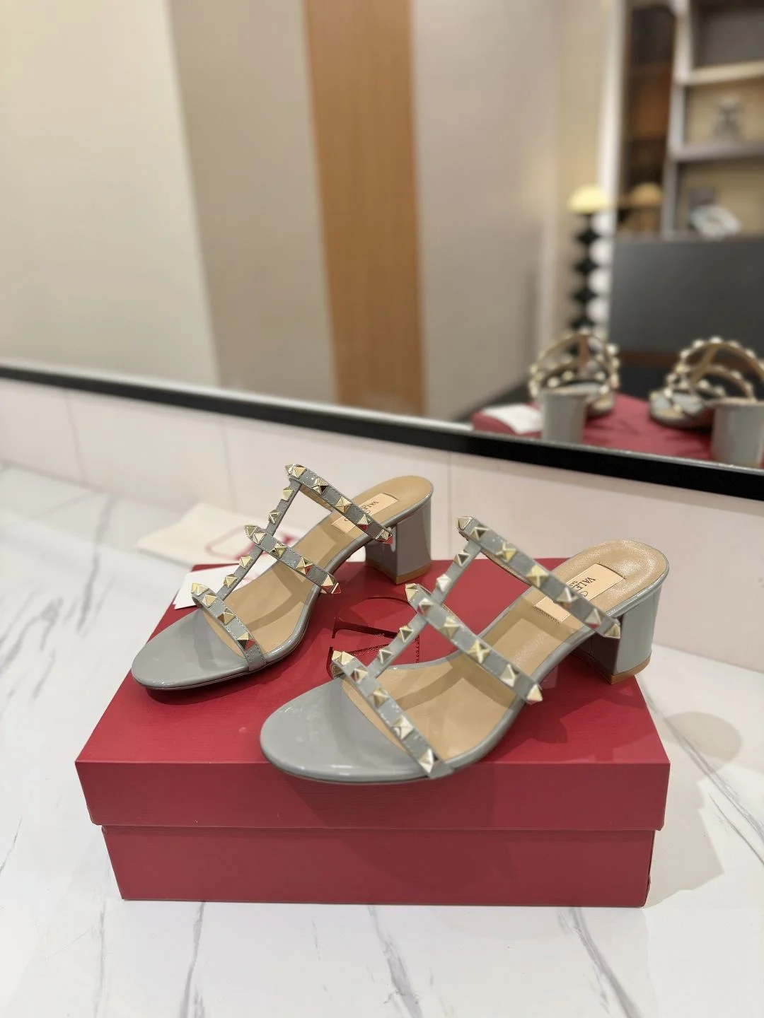 Soft Valentino Slippers 35879