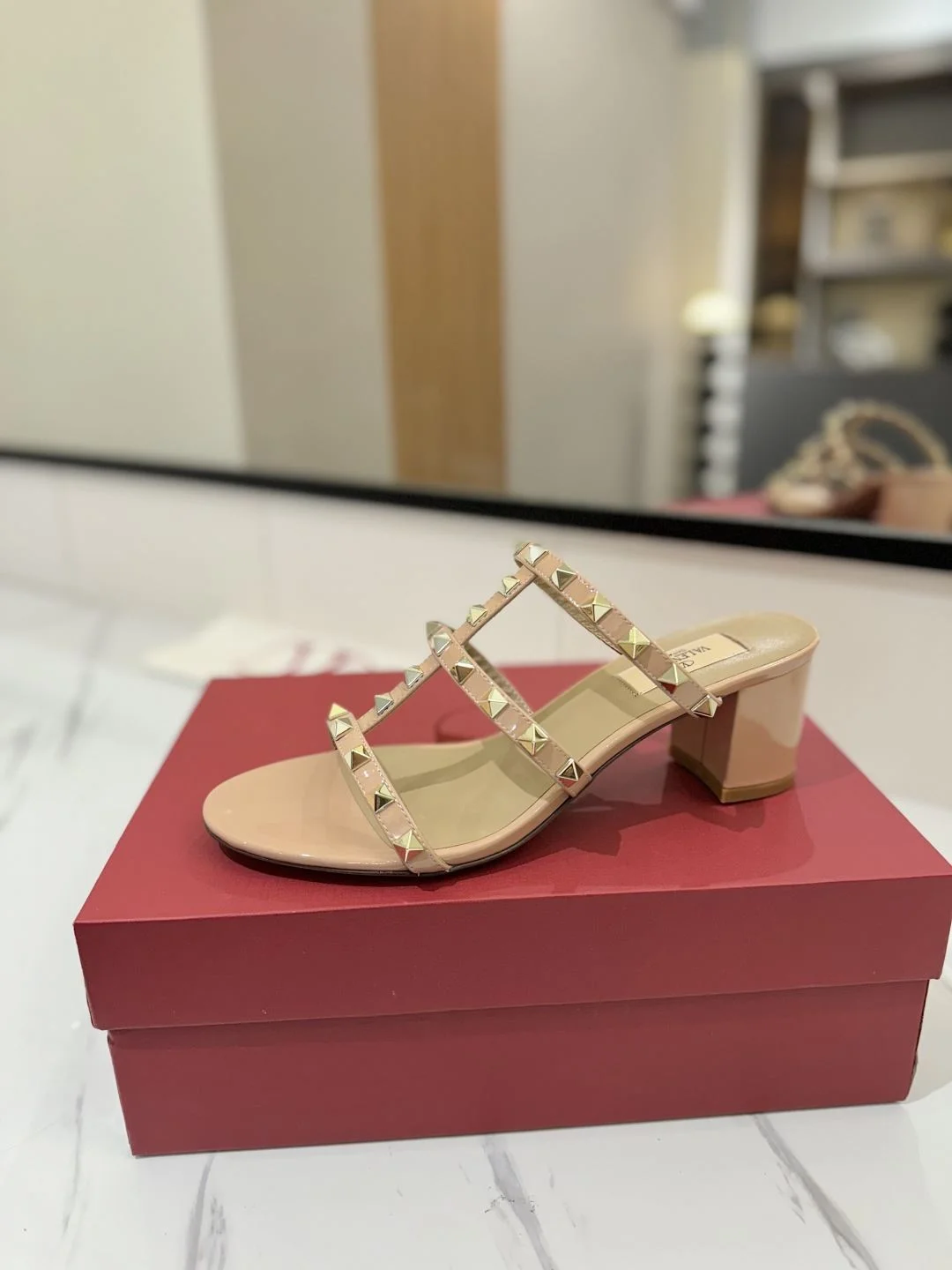 Neat Valentino Slippers 35870