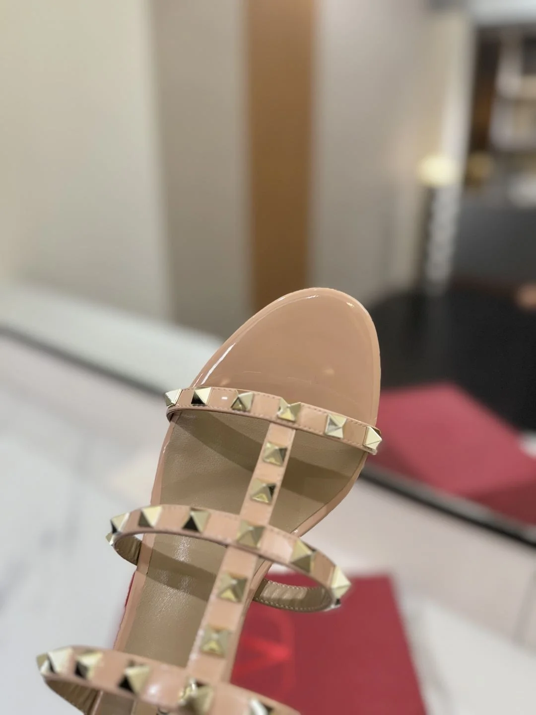 Neat Valentino Slippers 35870