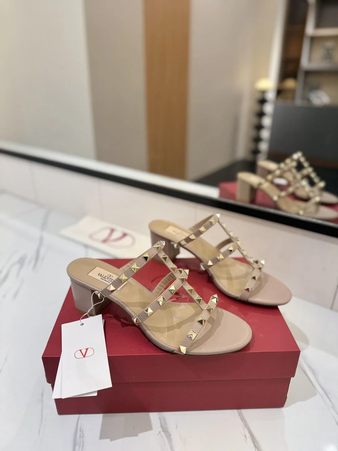 Compact Valentino Slippers 35871