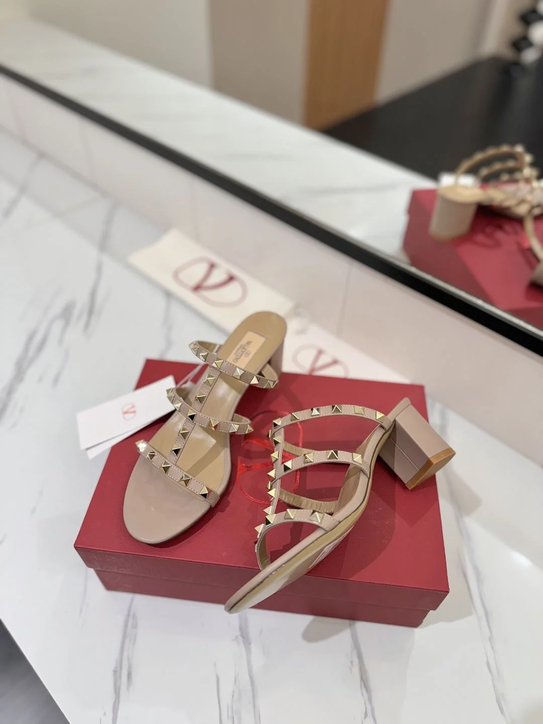 Compact Valentino Slippers 35871