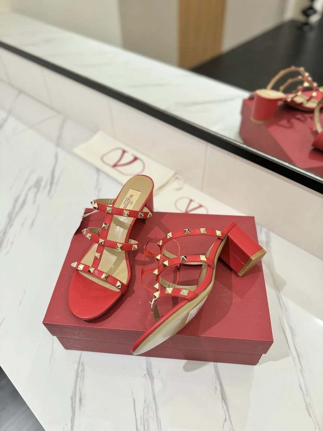 Valentino Slippers Effortless 35873