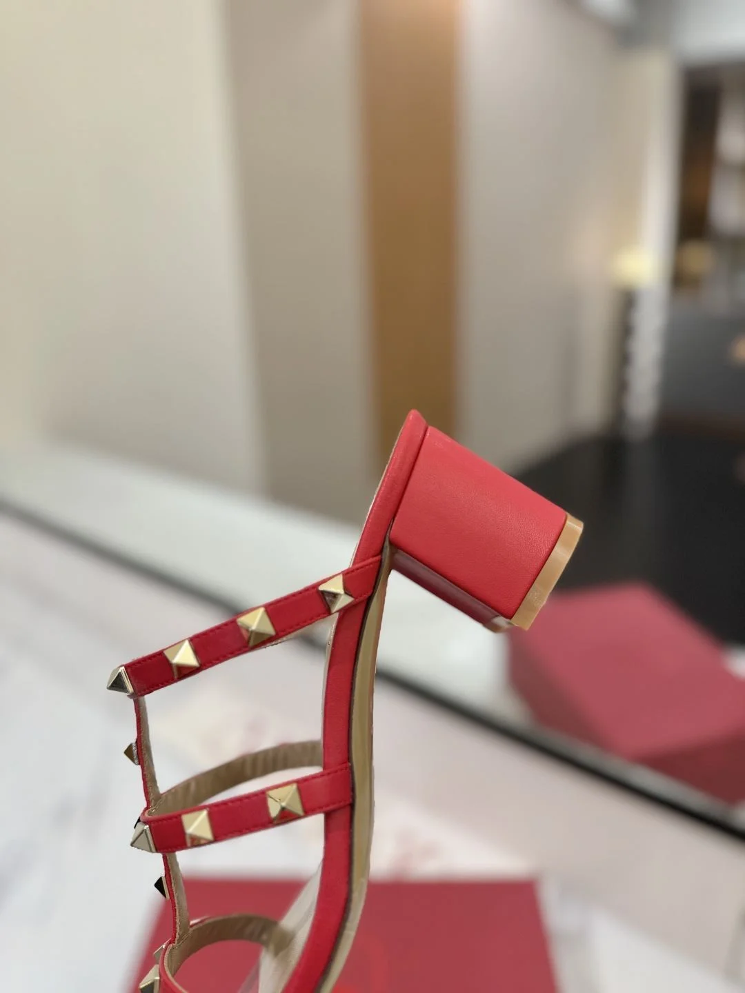 Valentino Slippers Effortless 35873