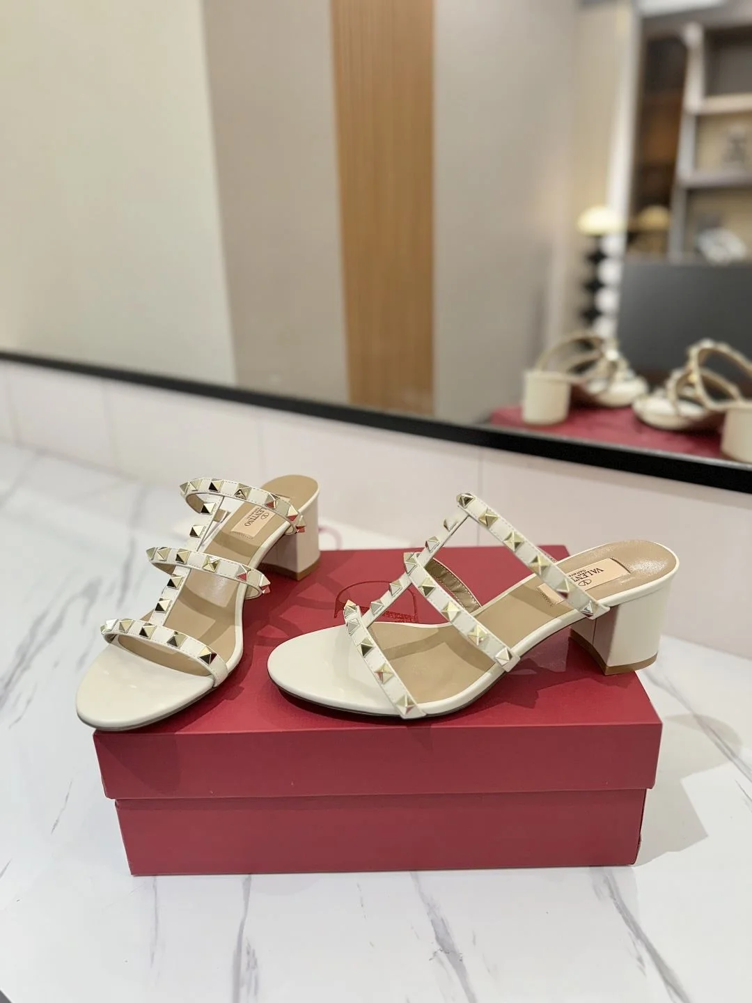 Valentino Slippers Affordable 35859