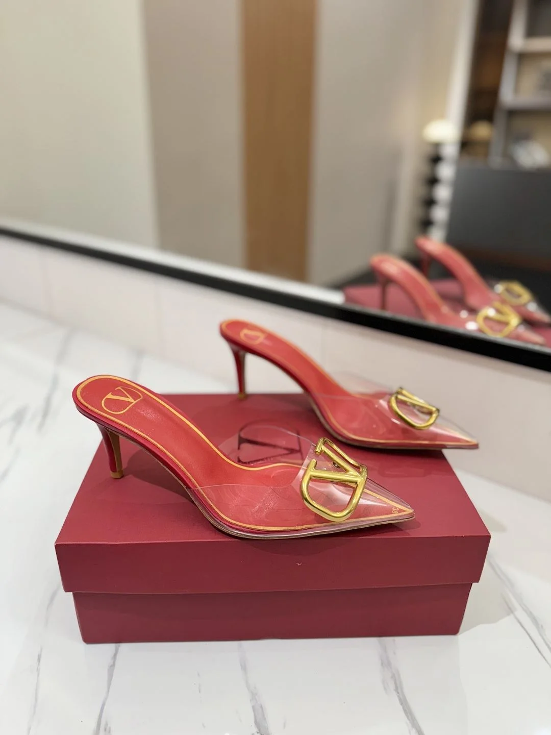 RelaxedFit Valentino Slippers 35864