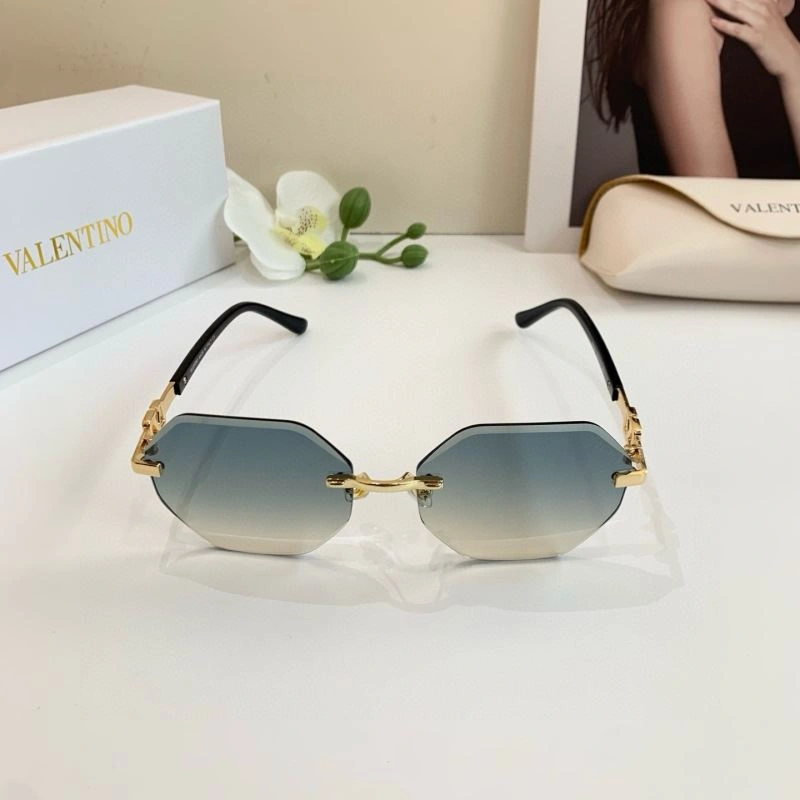Upgraded Valentino Sunglasses 282426
