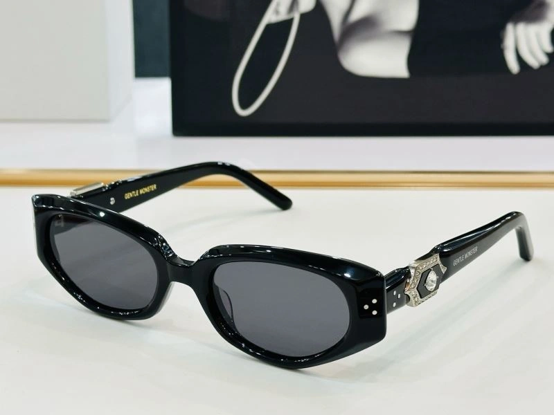 Attractive Valentino Sunglasses 282425
