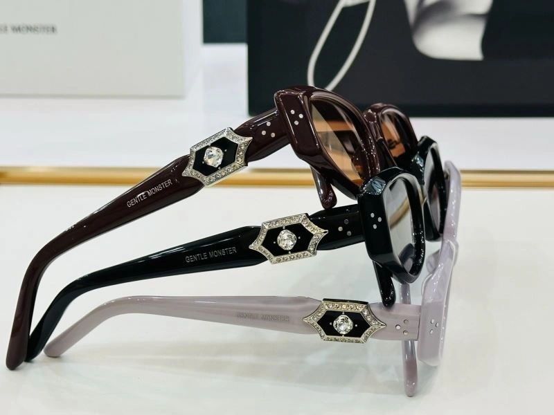 Attractive Valentino Sunglasses 282425