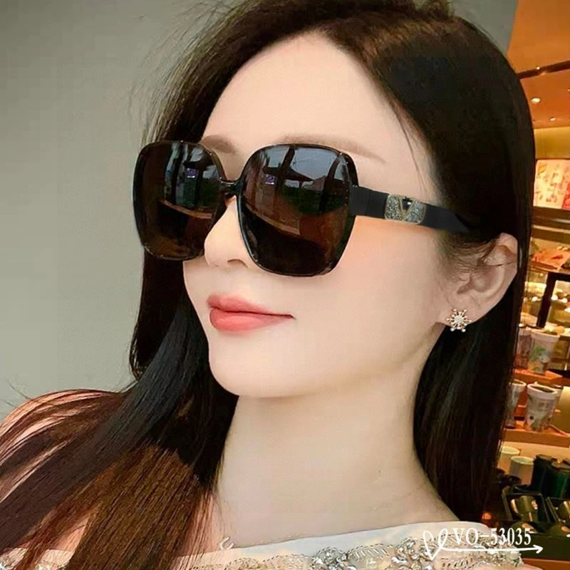Valentino Sunglasses Comfortable 282421