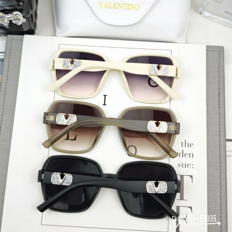 Valentino Sunglasses Comfortable 282421