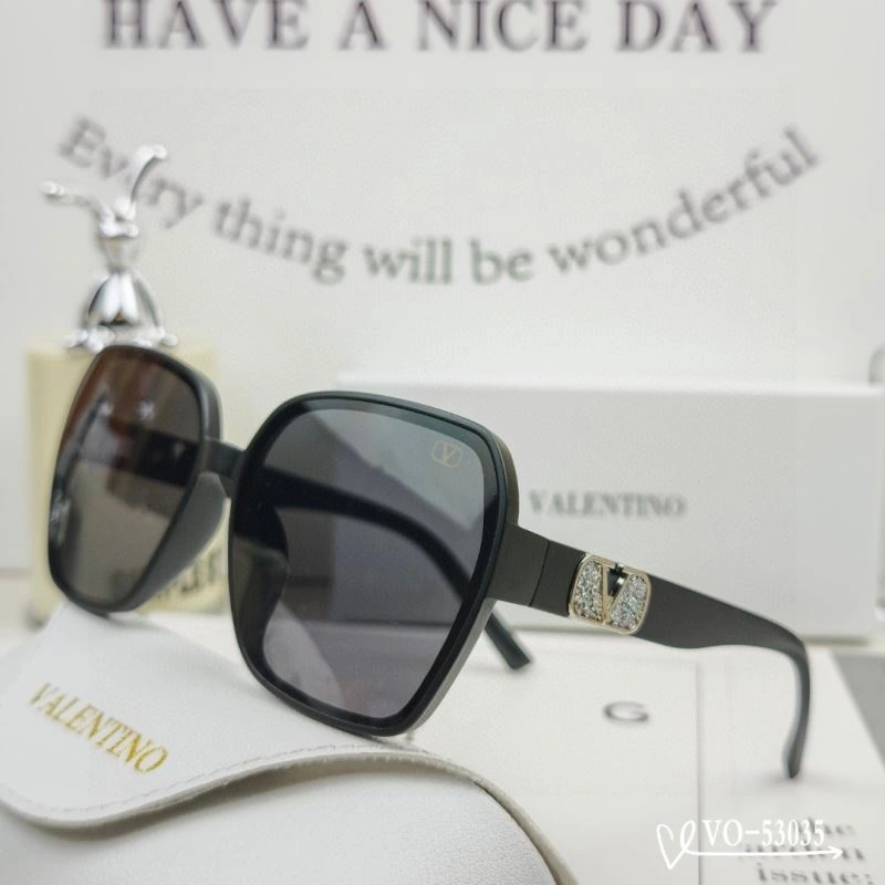 Valentino Sunglasses Comfortable 282421