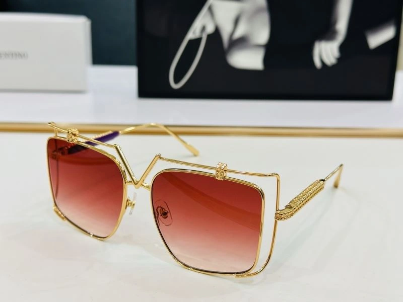Youthful Valentino Sunglasses 282431