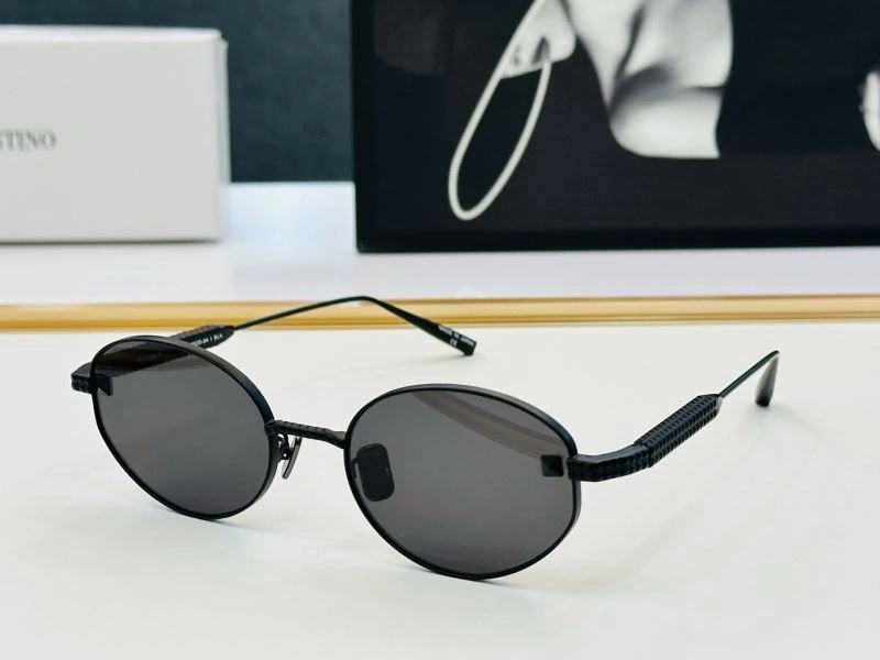 Valentino Sunglasses Reliable 282429