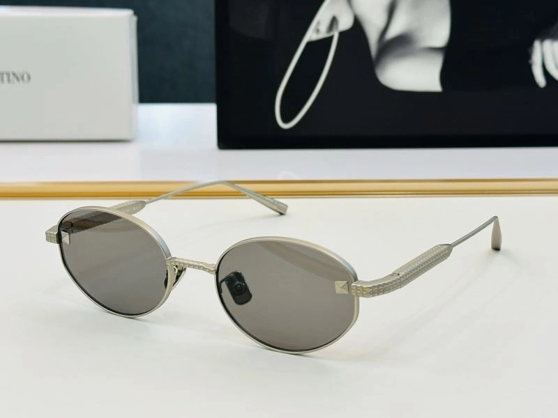 Valentino Sunglasses Reliable 282429