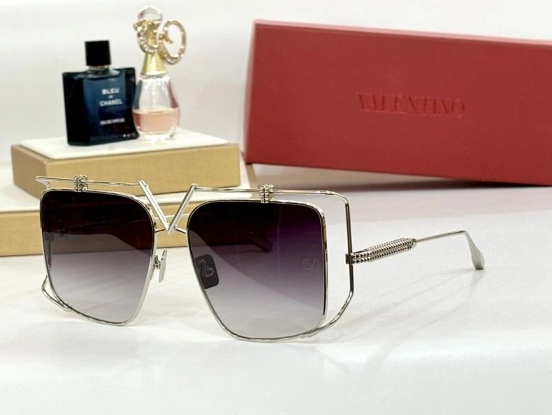 Flexible Valentino Sunglasses 282452