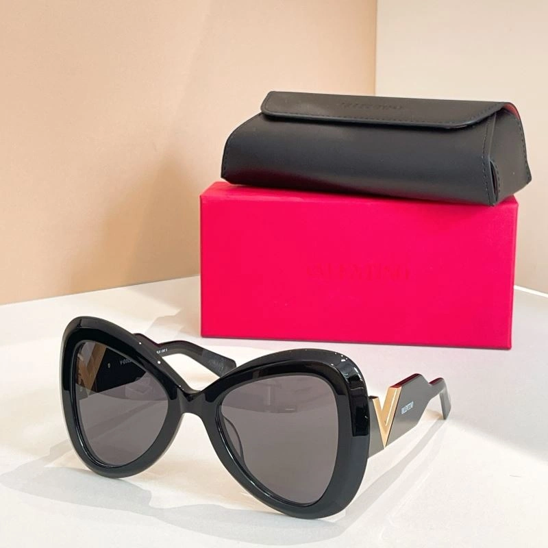 OdorResistant Valentino Sunglasses 282459