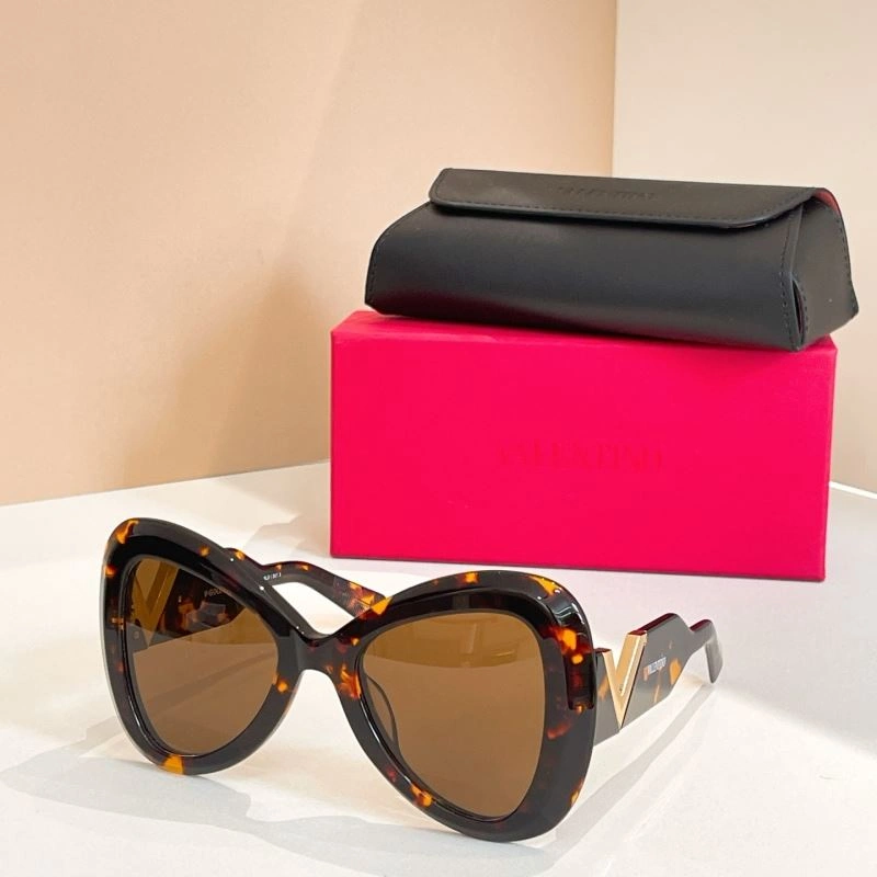 OdorResistant Valentino Sunglasses 282459