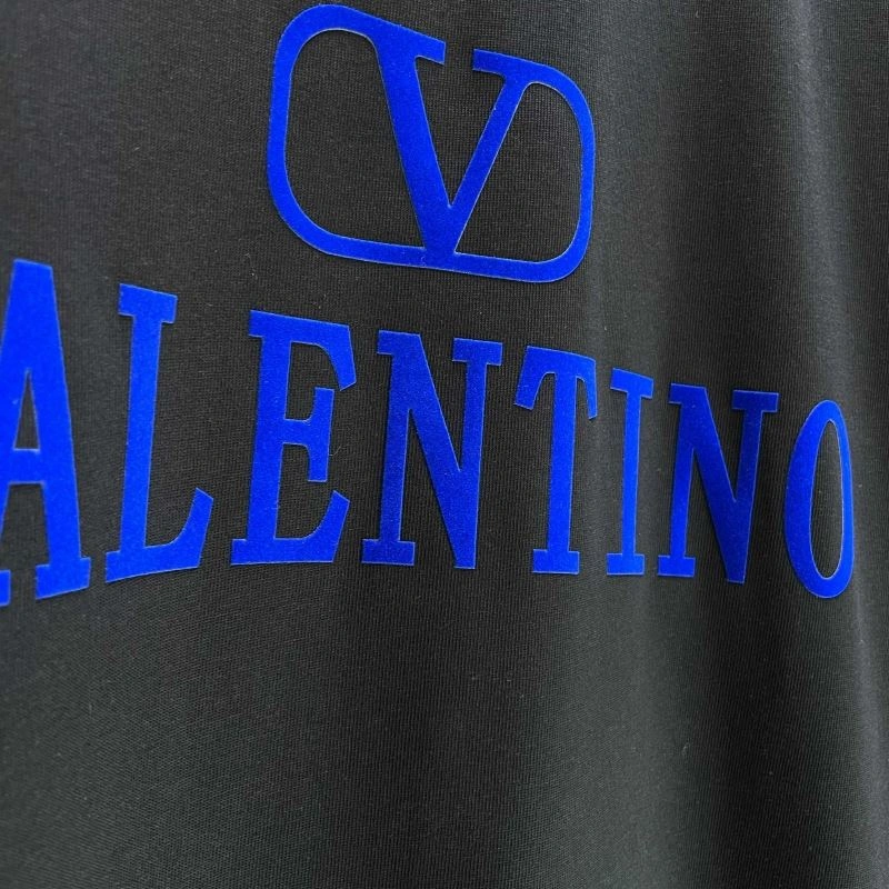 NewStyle Valentino T-Shirts 174946