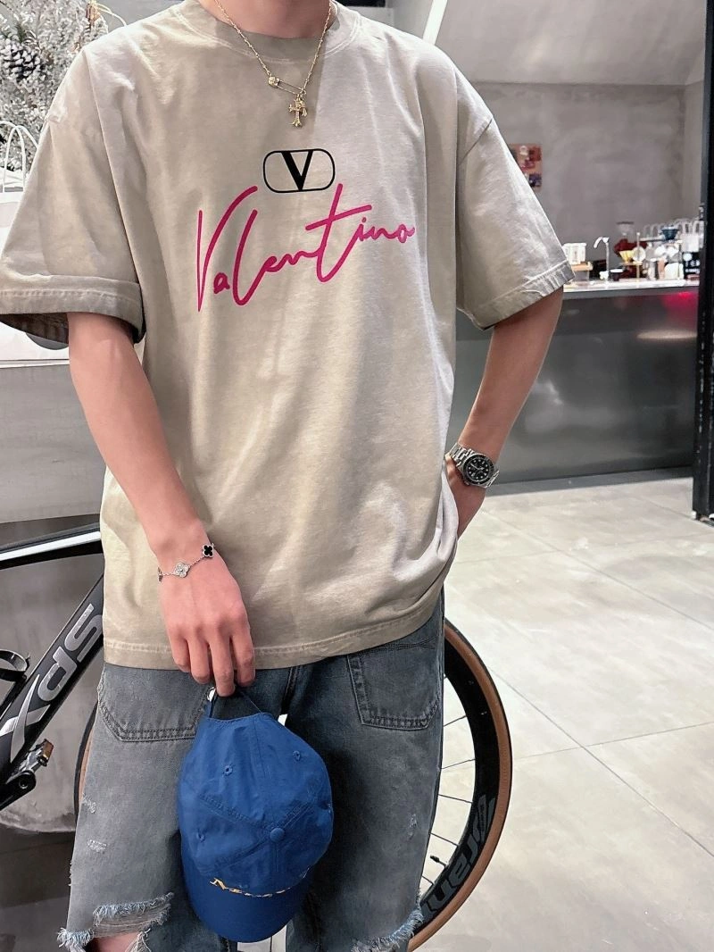 Valentino T-Shirts Vibrant 174993