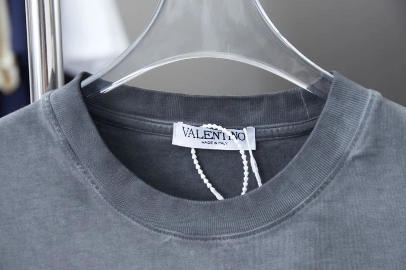 NewStyle Valentino T-Shirts 174937