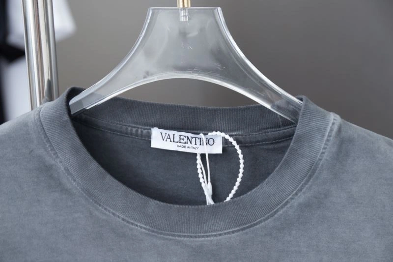 Upgraded Valentino T-Shirts 174972