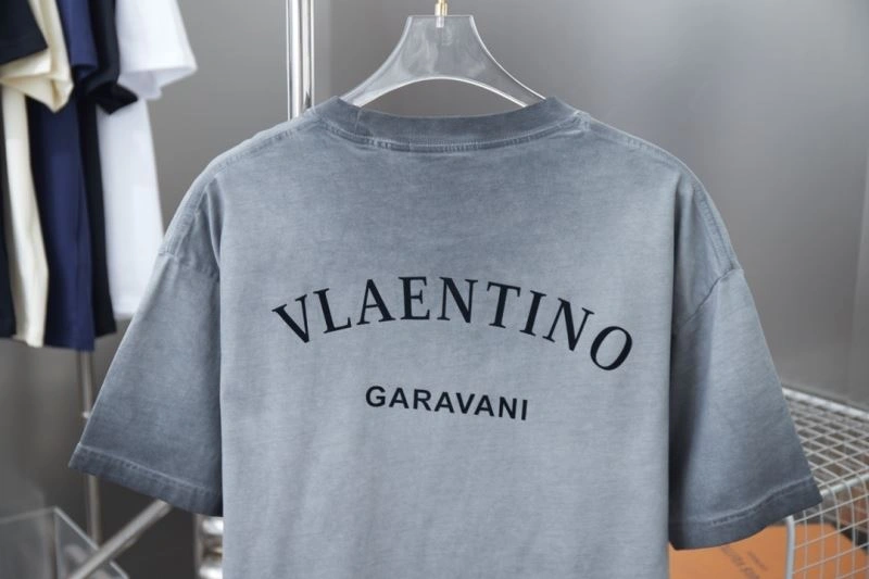 Upgraded Valentino T-Shirts 174972