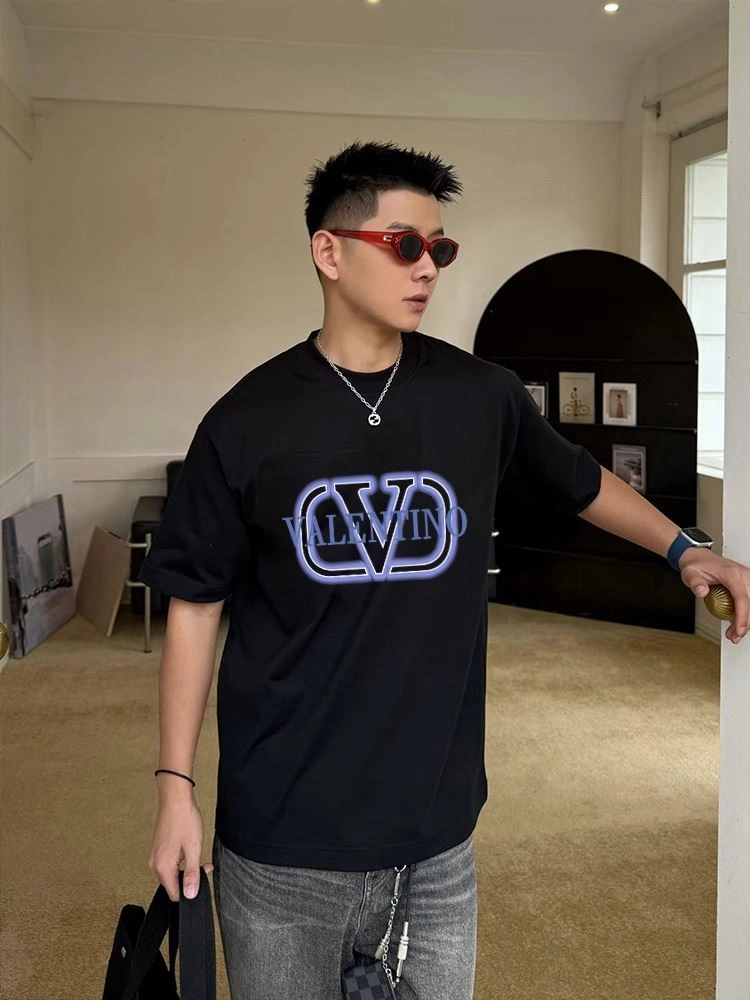 Supportive Valentino T-Shirts 174933