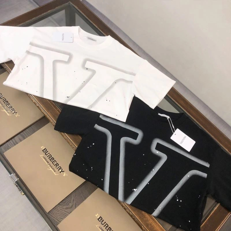 Elegant Valentino T-Shirts 174959