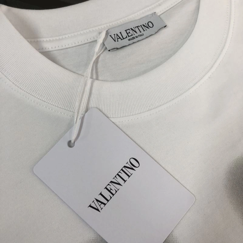Elegant Valentino T-Shirts 174959