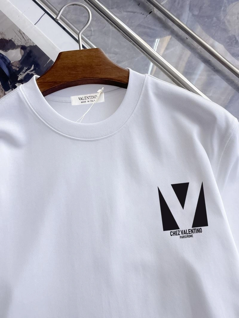 Trendsetting Valentino T-Shirts 174963
