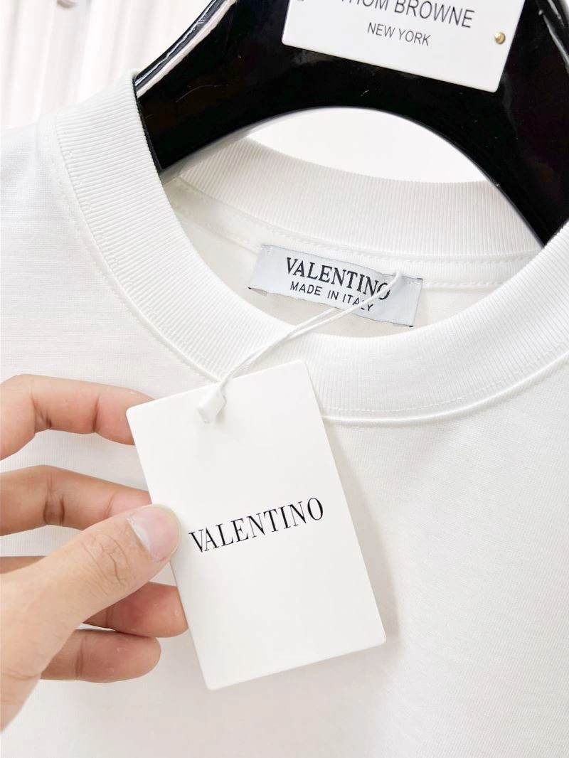 Valentino T-Shirts Unisex 174886