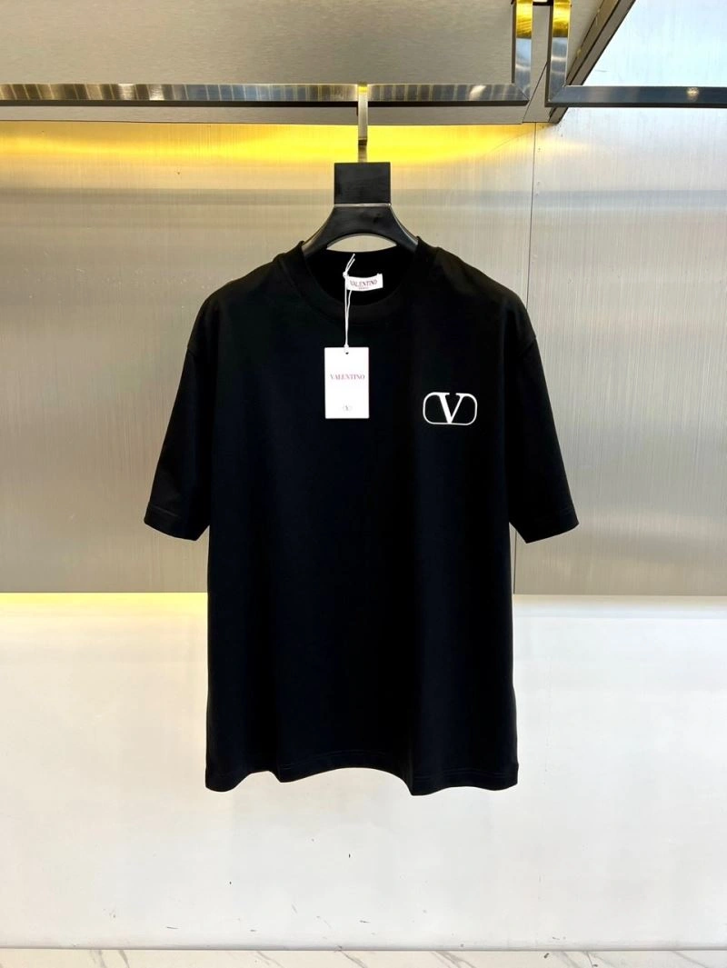 Elegant Valentino T-Shirts 174938