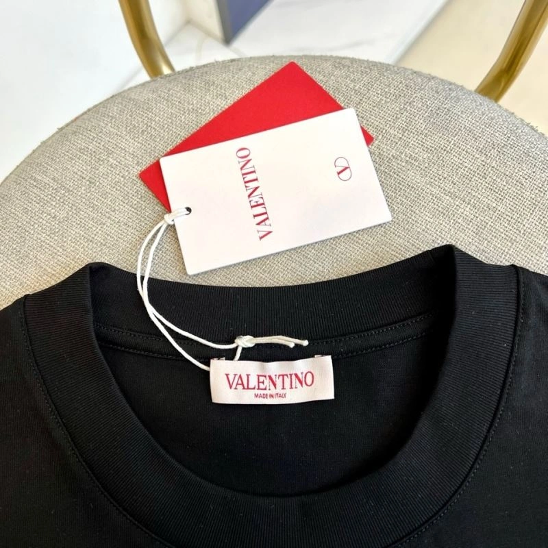 Elegant Valentino T-Shirts 174938