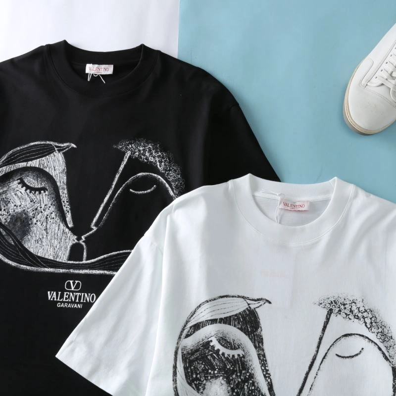Vibrant Valentino T-Shirts 174872