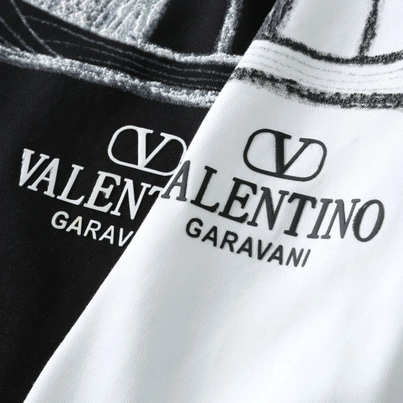 Vibrant Valentino T-Shirts 174872