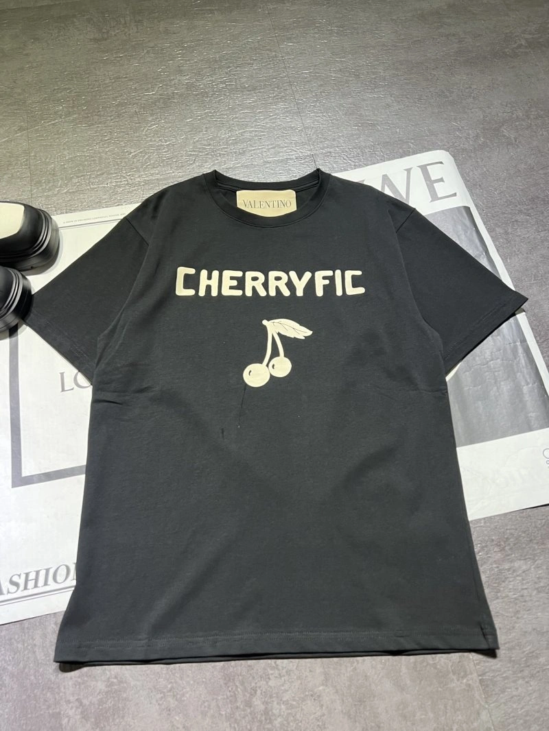 Resilient Valentino T-Shirts 174247