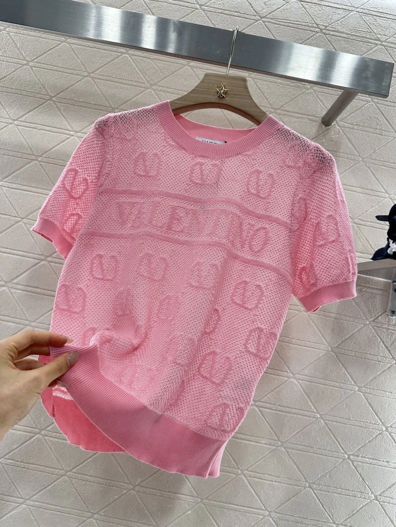 Versatile Valentino T-Shirts 174563