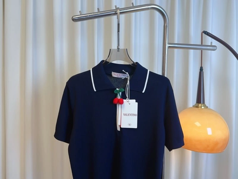Packable Valentino T-Shirts 174547