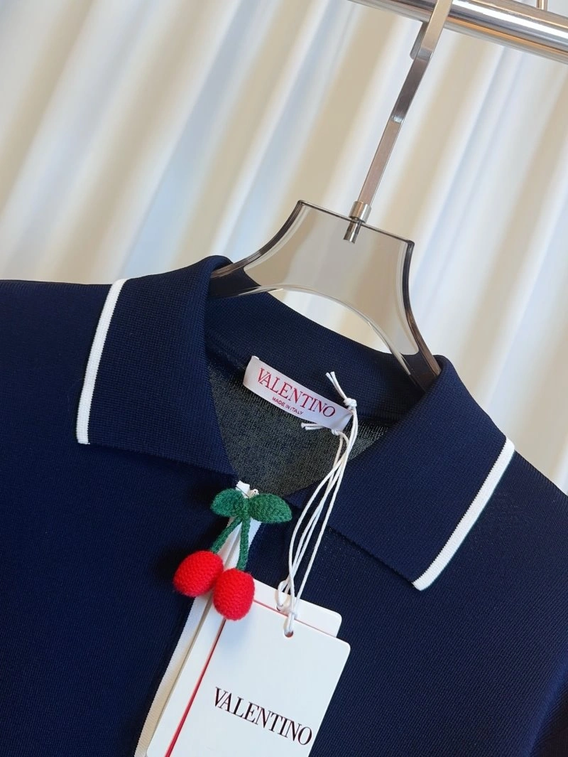 Packable Valentino T-Shirts 174547