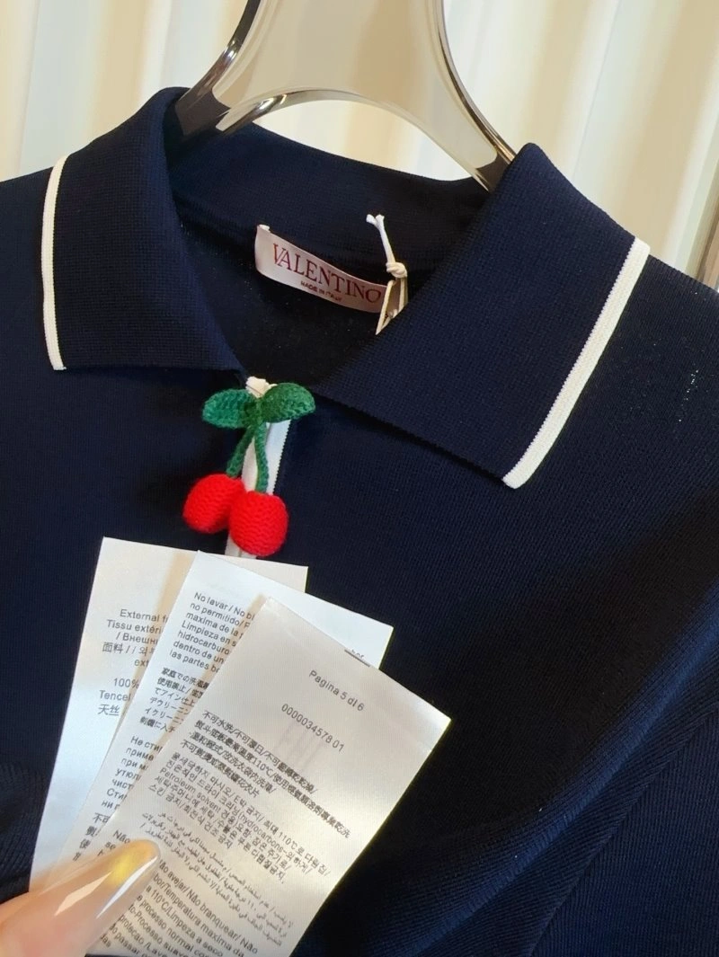Packable Valentino T-Shirts 174547